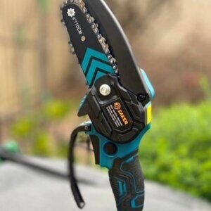 Mini Chainsaw, Portable Electric Chainsaw Cordless, Small Handheld Pruning Shear